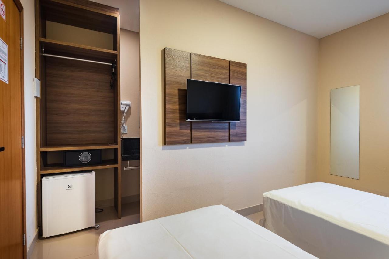 Hotel Santos Dumont Aeroporto Slz São Luís Exteriör bild